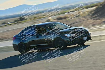 media/Dec-13-2025-Extreme Speed (Sat) [[d129ecb0b9]]/Beginner/Session 3 (Turn 5)/